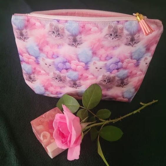 Make up, toiletries bag Fluffy Kittens