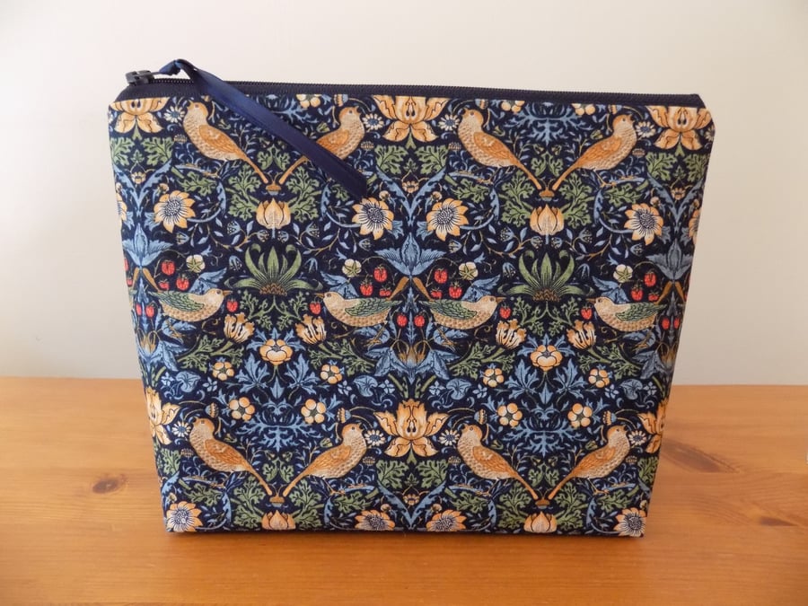 William Morris Toiletries Bag Strawberry Thief Make Up Case Floral Cosmetic Bag 