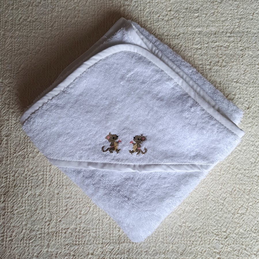 Mouse, baby hooded towel, hand embroidered