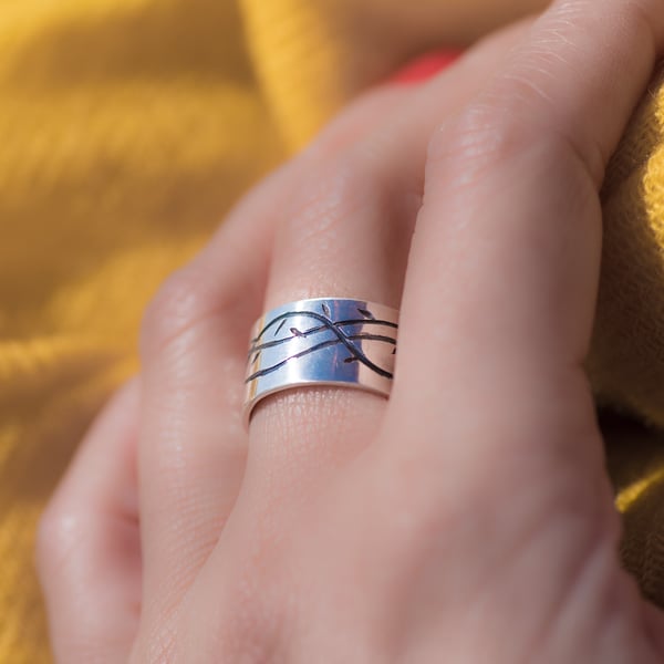 Wavy Branch Ring