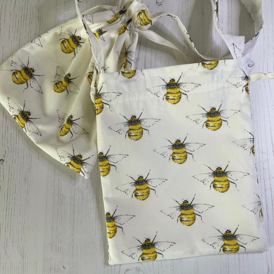 Bumble Bee Fabric Gift Bag PB3