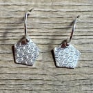Silver honeycomb pattern earrings