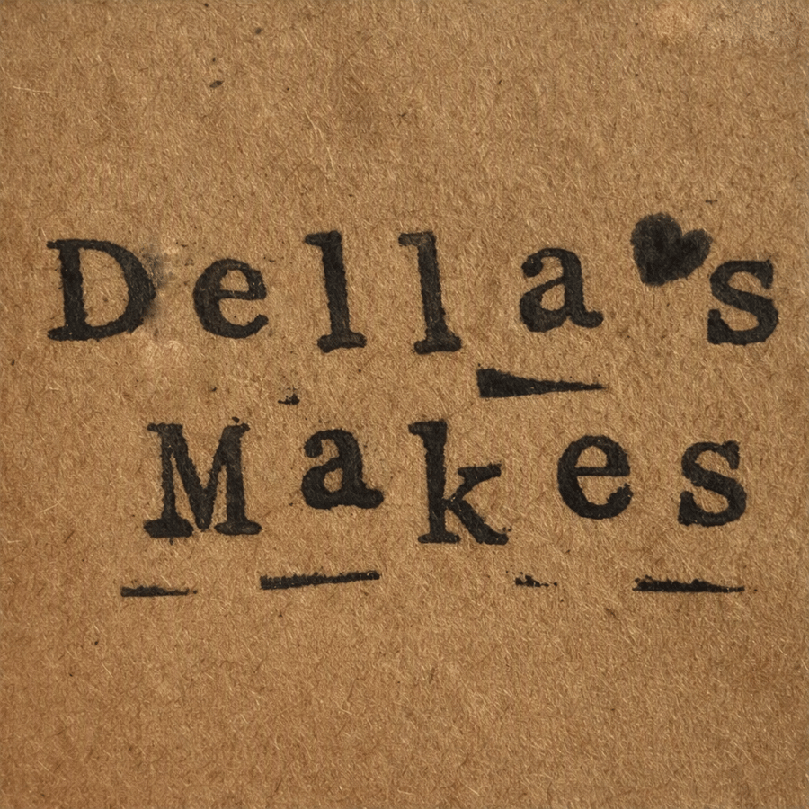 Della Makes