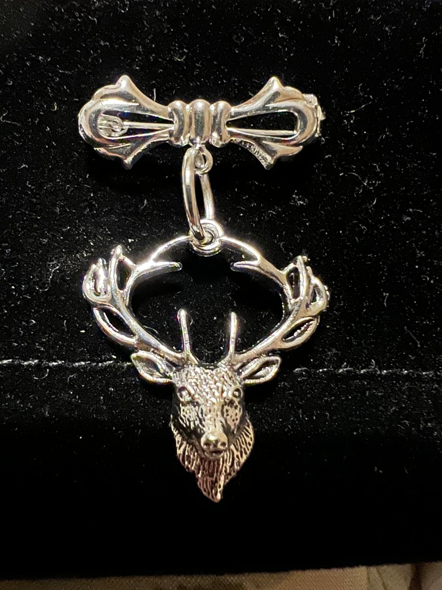 Reindeer Stag Christmas Winter Pin Brooch