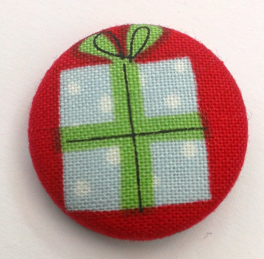 Christmas Present Fabric Badge