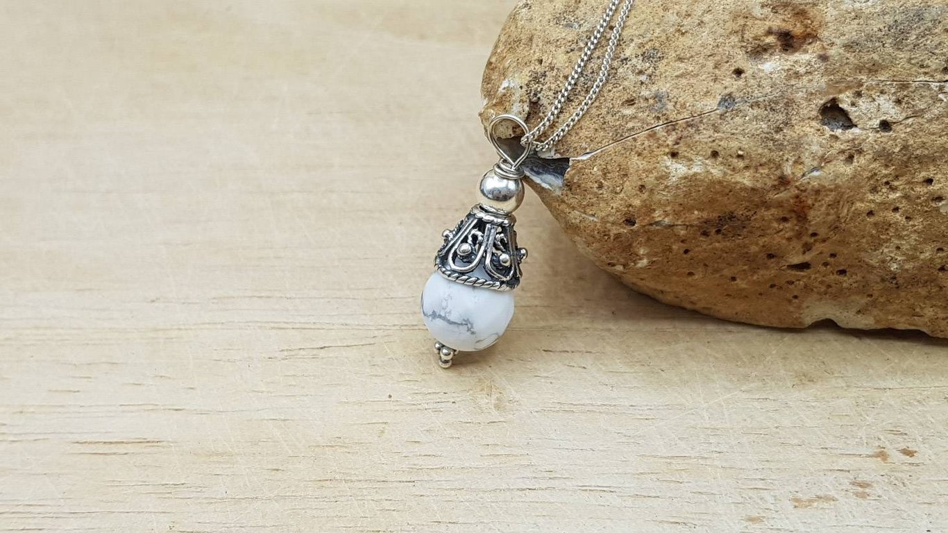 Minimalist White Howlite cone pendant necklace. 