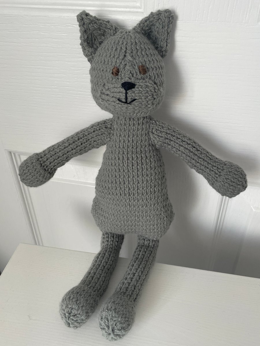 Hand Knitted Soft Bodied Grey Cat