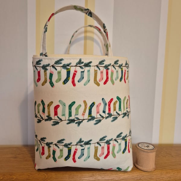 Christmas gift bag: stocking hanging