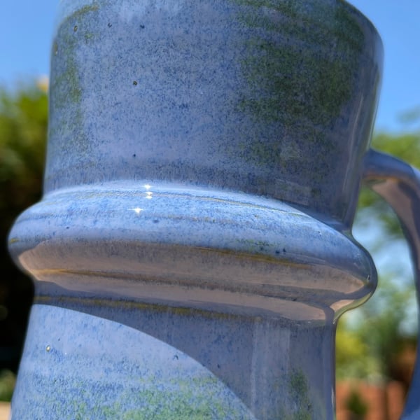 MadeWithMud DigniTEA One Handed Mug 