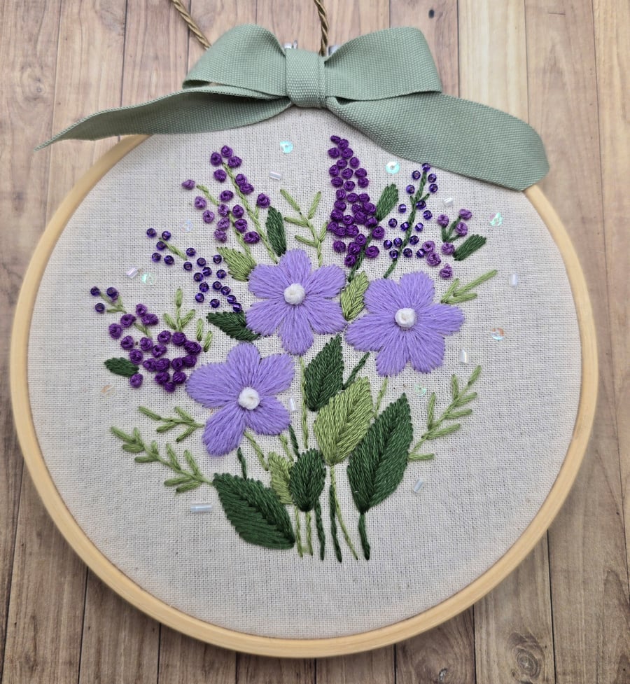 Floral Embroidery Hoop Decor: perfect for birthdays and mothers day