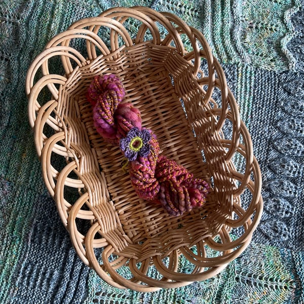 Hand spun art yarn - pure wool