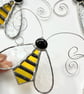 Stained Glass Buzzy Bee Suncatcher  - Handmade Hanging Decoration  - Image 3