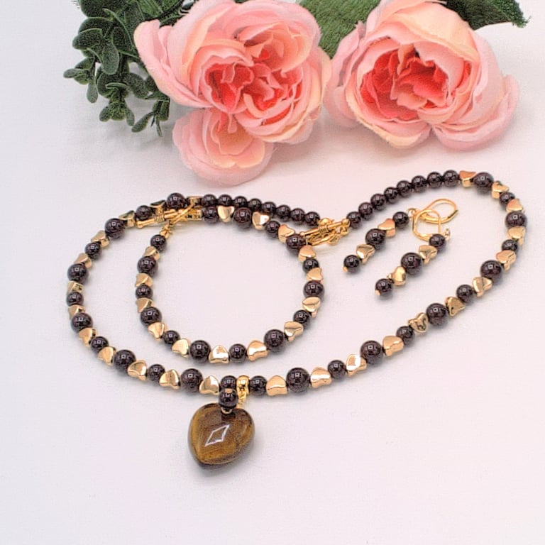 Obsidian & Gold Heart Bead Necklace with Tiger's Eye Pendant Bracelet & Earrings