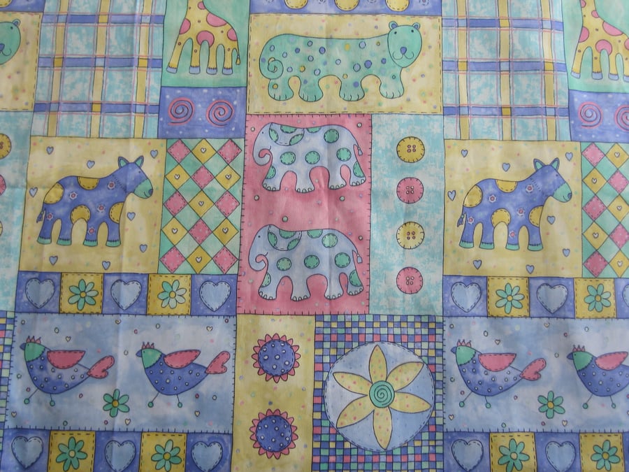 Giraffe, Elephant and other Animals Fabric Remnant (1 metre)