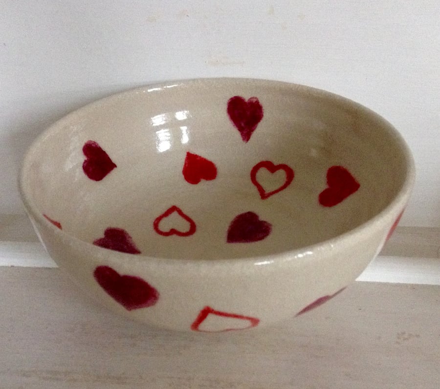 Bowl with hearts decoration