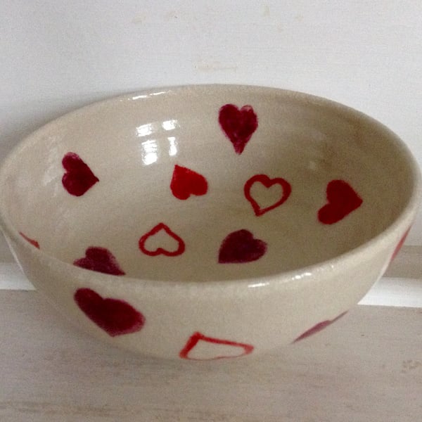 Bowl with hearts decoration