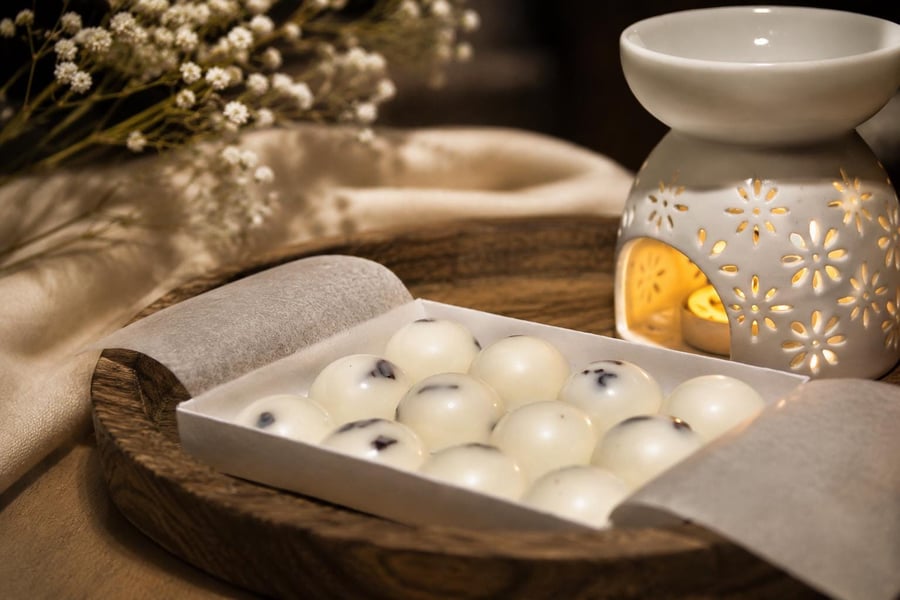 Box of 12 Lavender, Chamomile & Vanilla Wax Melts Handmade Gift Box Plastic Free
