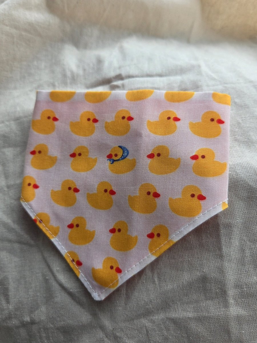 Elasticated slip-on Dog Bandana - Size S