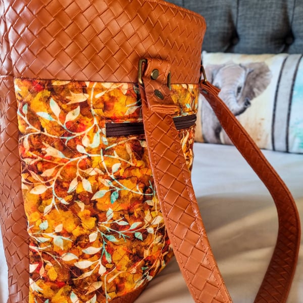 Unique Shoulder Handbag
