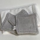 Reusable nail varnish remover wipes with optional storage bag