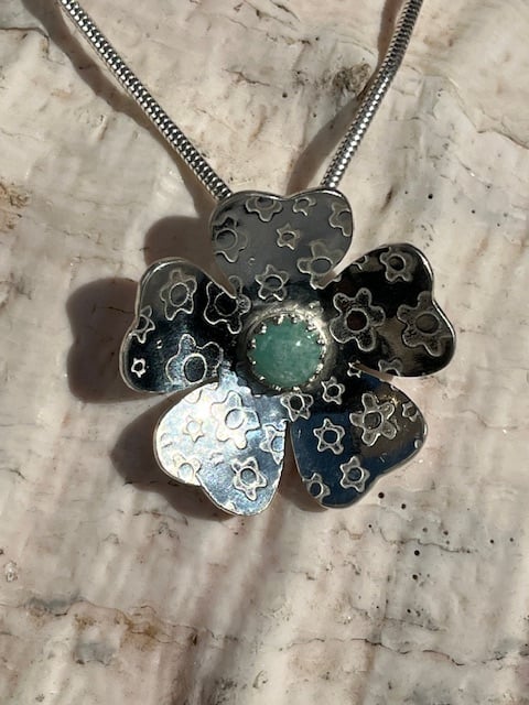 Flower pendant with amazonite
