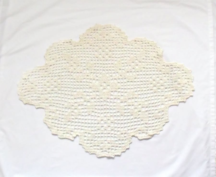 large oval filet crochet cream table cloth, crocheted floral table cover