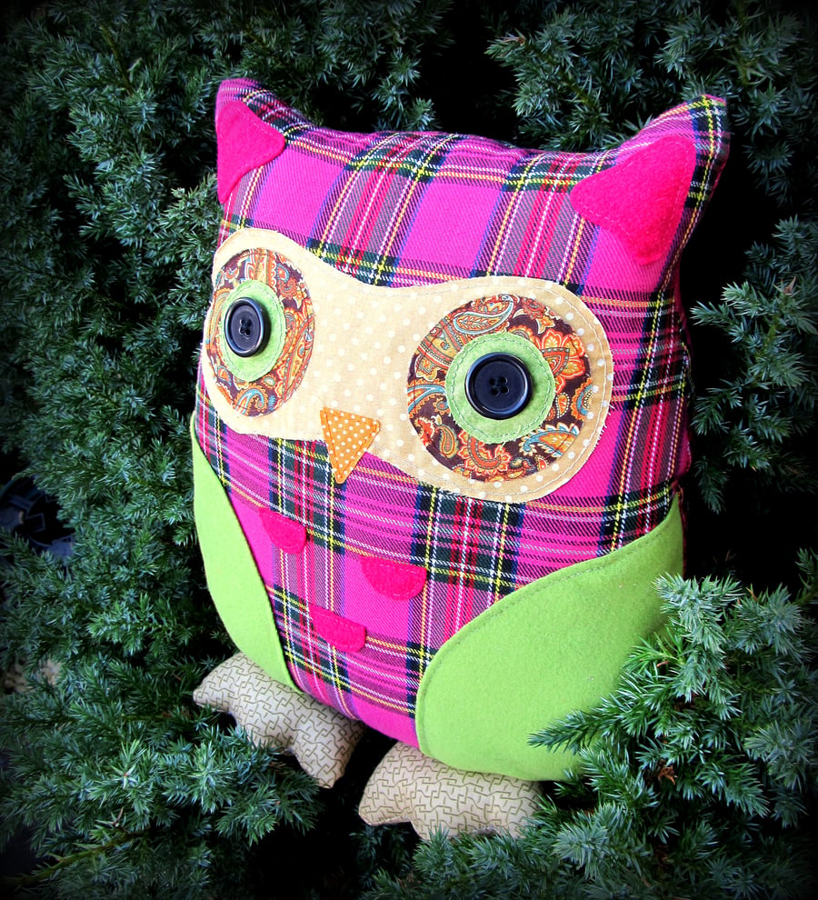 Owl cushion, Martha. 35cm tall.