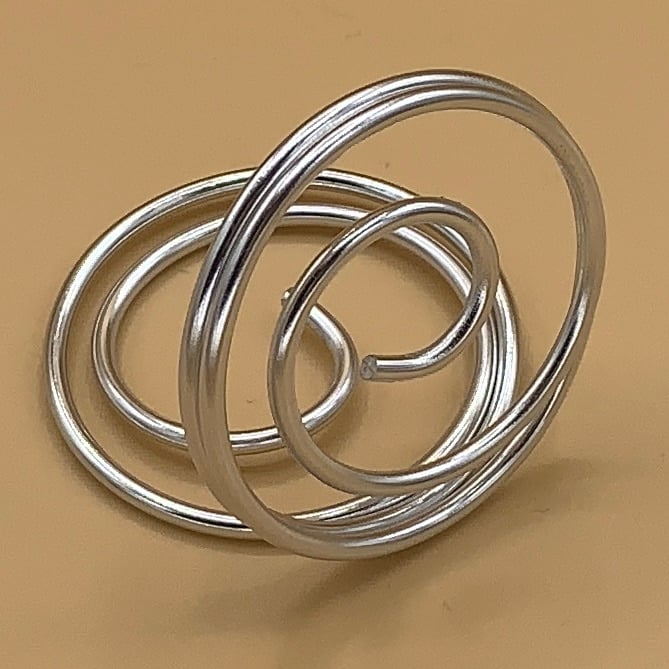 Ornamental wire ring card holders for place cards, photos or table numbers  