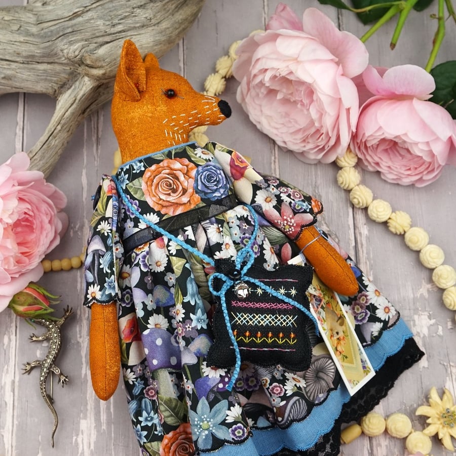 Verity, A Vixen Lady