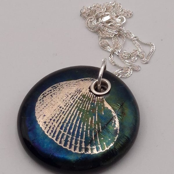 Clam Seashell Fused Glass Pendant with Real Platinum Lustre Motif