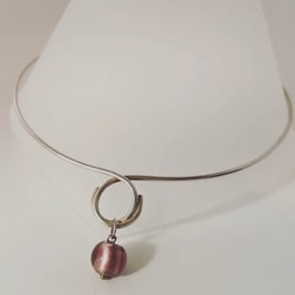 Sliver Necklet with Pink Glass Bead