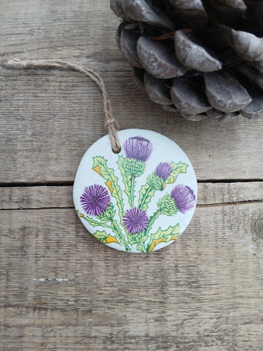 Scottish Thistle Round Hanging Aromatherapy Diffuser Ornament