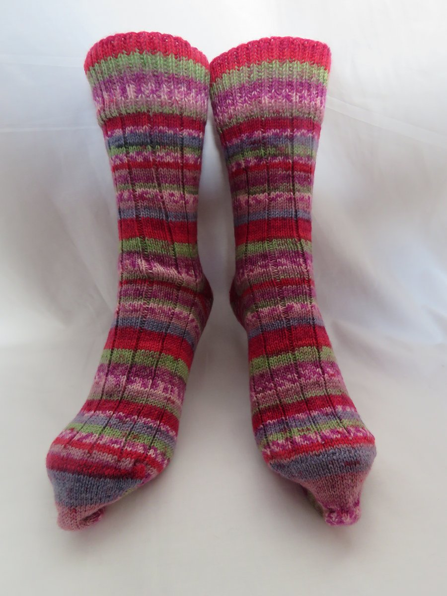 Hand-cranked Knitted Ribbed Wool Socks Size 8 to 9