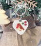 Christmas robin and poinsettia beadwork keyring  - Image 2
