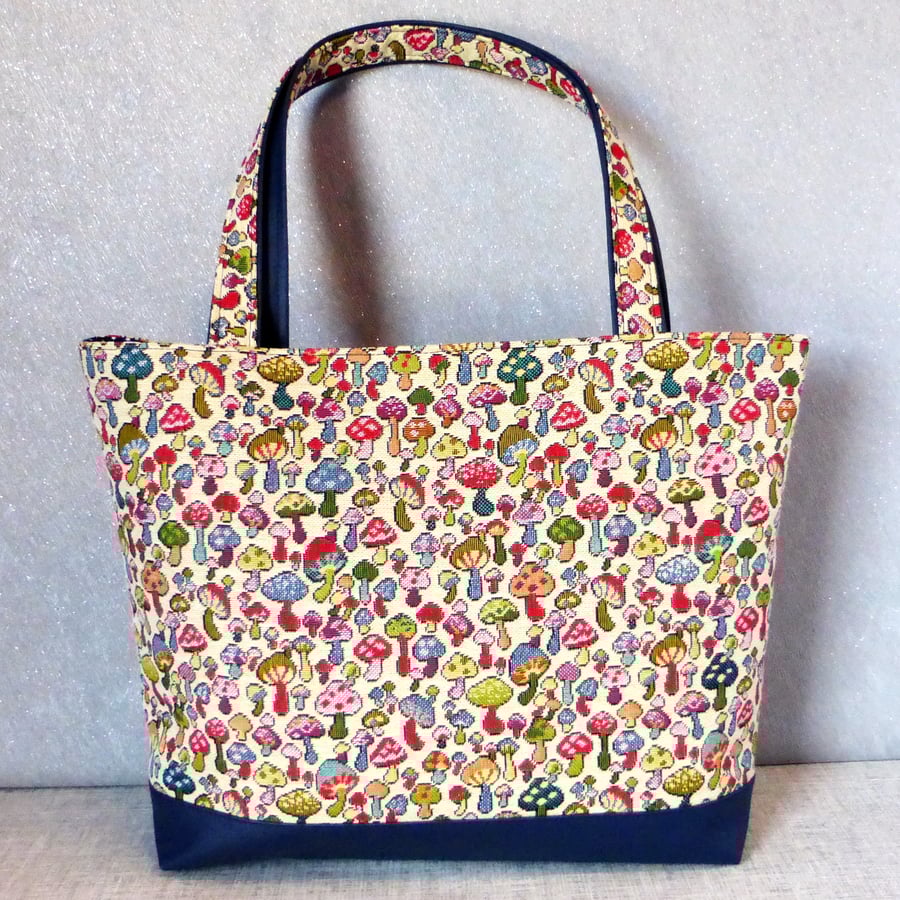 Tote bag, mushrooms, toadstools.