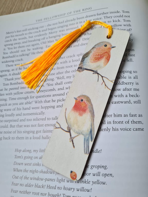 Wooden robin bookmark decoupage bird design with tassel