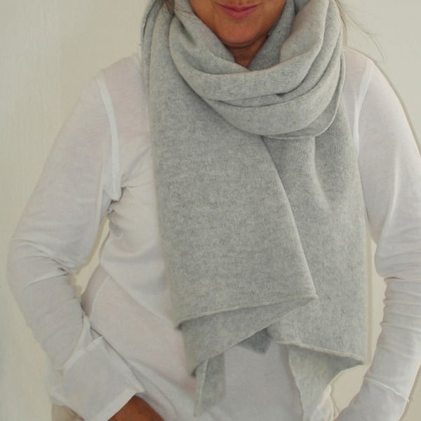 Lambswool Wrap - British Spun Wool - Colour Palest Grey