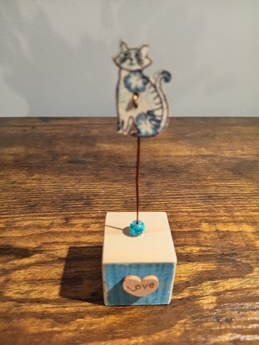 Cat lovers gift, sweet button wood cat on rustic block with Love heart