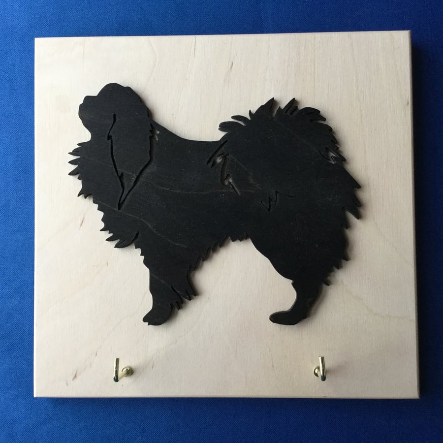 Japanese Chin Leadholder Keyholder