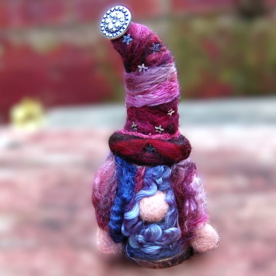 Northern Lights gnome  -  Tomte Gonk Totem