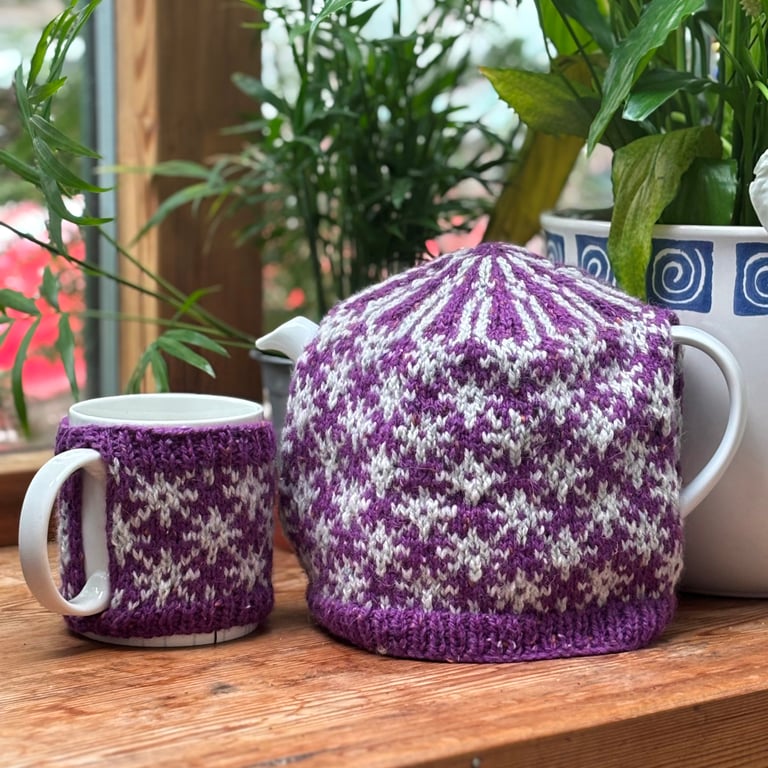 Edelweiss tea and mug cosy set knitting pattern