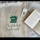 Cat and books Tote Bag