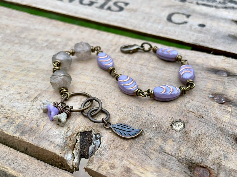 Purple & Cream Beaded Bracelet. Czech Glass Bead Bracelet. Pastel Bracelet