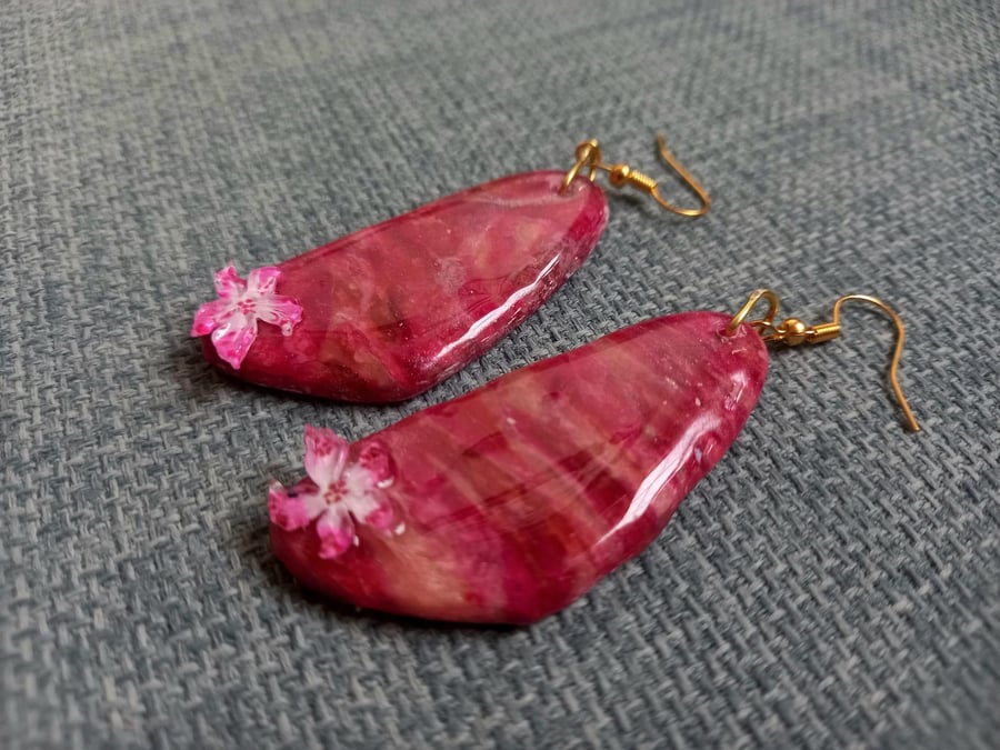 Red and Pink Marbled Flower Earrings