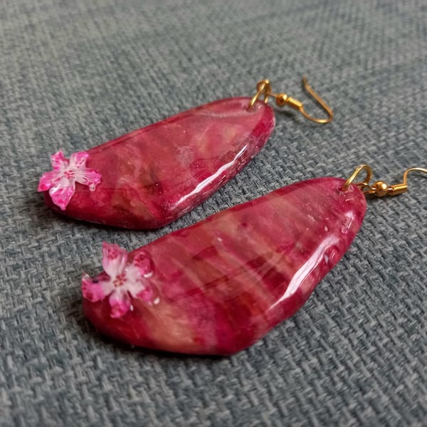 Red and Pink Marbled Flower Earrings