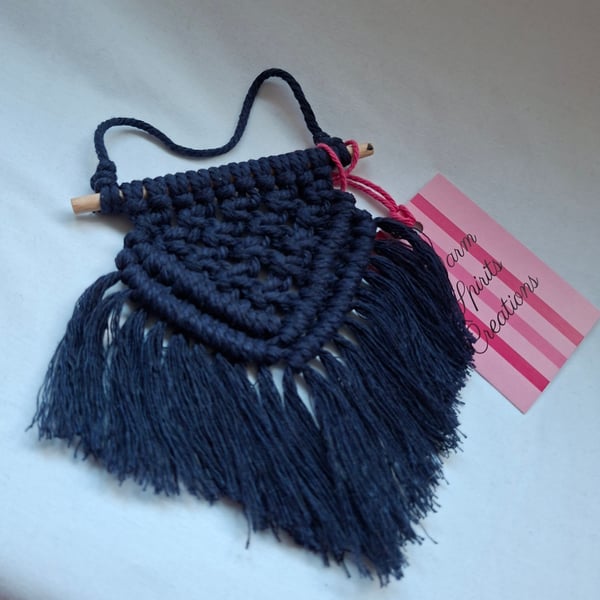 Macrame mini wall hanging