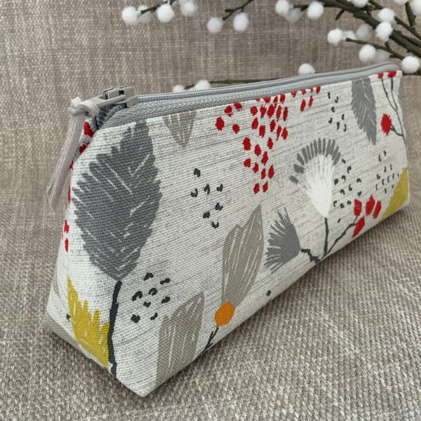 Pencil Case, Brush Case, Cosmetic Bag, Zipped Purse