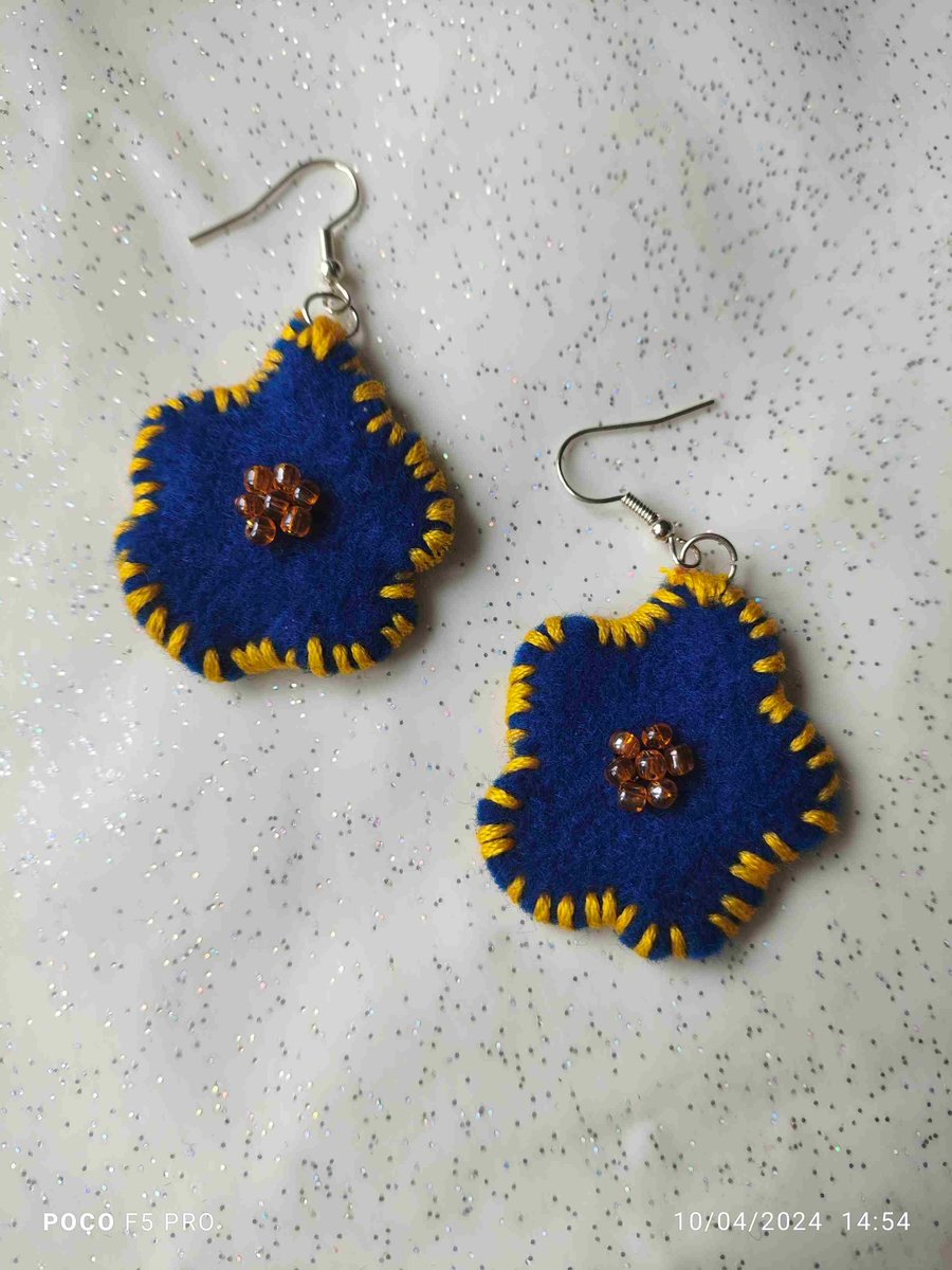 Handmade blue flower earrings 