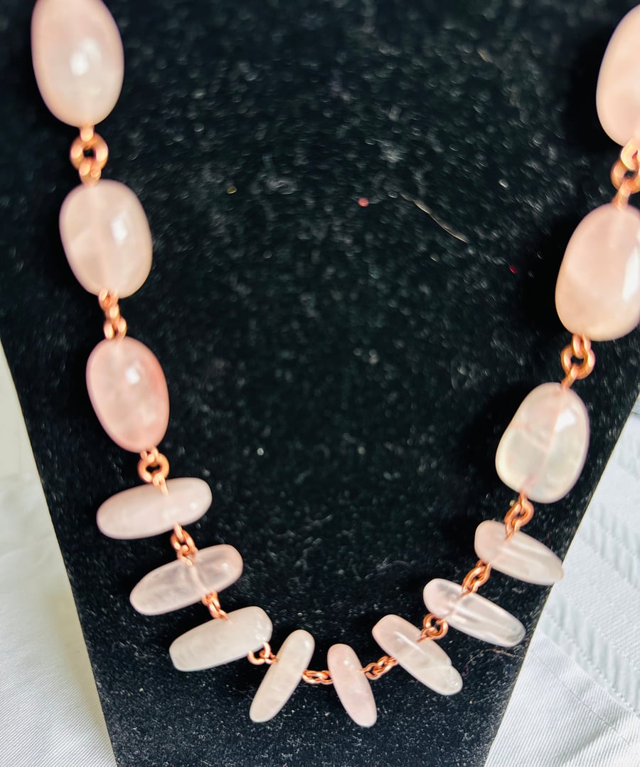 Rose gold pink quartz necklace 