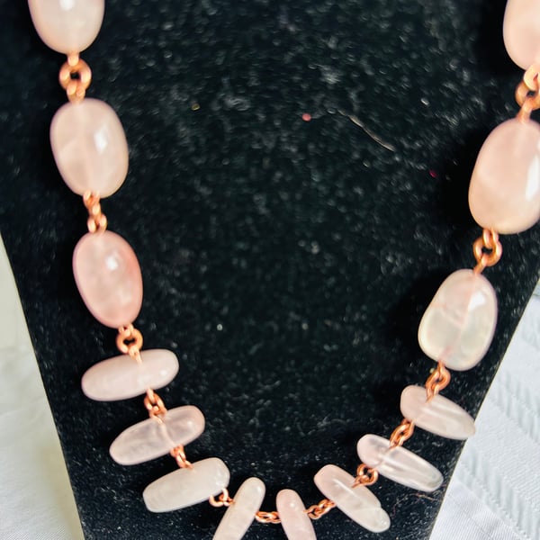 Rose gold pink quartz necklace 